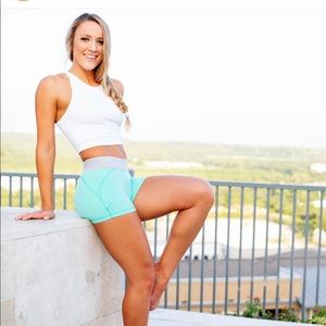 Demi Shorts - Poolside